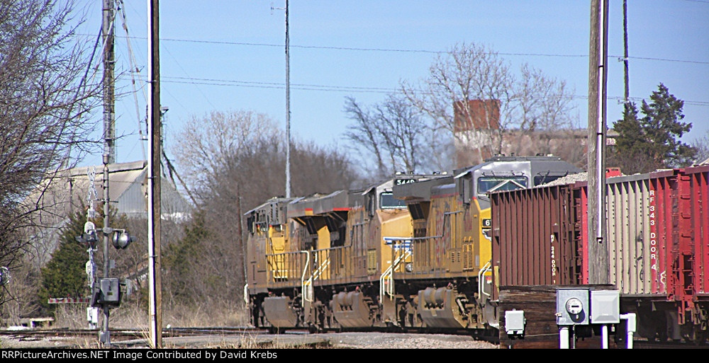 NB ballast train crossing Main.